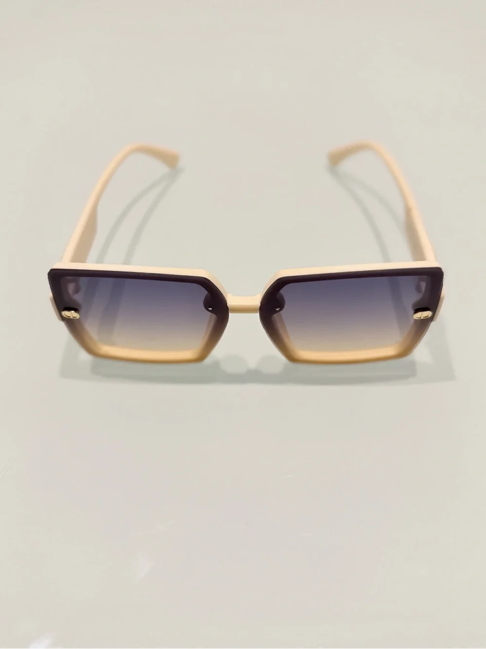 RICA Gradient Square Sunglasses - Purple to Amber - Theframebar